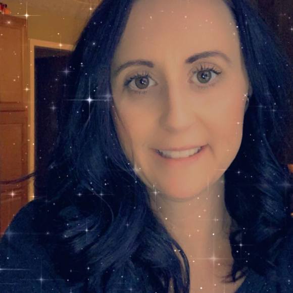 Meet your Posher, Jessica - Picture 1 of 1